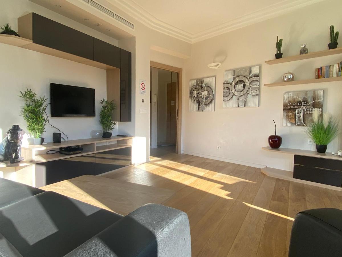 Ferienwohnung Victor Hugo - Modern And Sunny, Terrace, 2 Baths Nizza Exterior foto